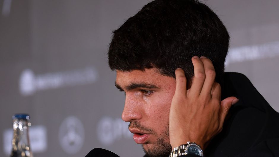 Afmelding Carlos Alcaraz in Madrid betekent heel goed nieuws voor geschorste Jannik Sinner