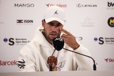 Titelverdediger Carlos Alcaraz neemt ingrijpend besluit over Roland Garros: 'Een moeilijke tijd voor mij'