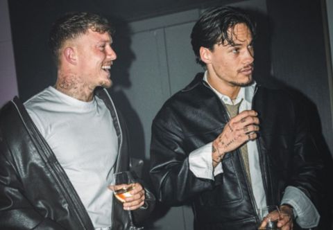 Nederlandse profvoetballer (24) experimenteert met passie buiten het veld: 'Ik heb schrikbarende outfits gehad'