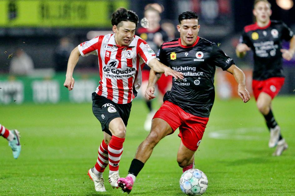 'PSV ziet alternatief voor Couhaib Driouech in Rotterdam en brengt ...