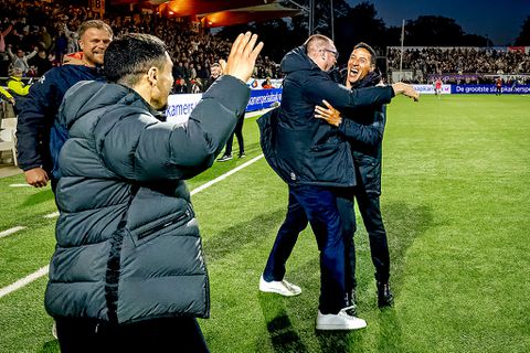 Directeuren Telstar en Den Bosch reageren op vechtpartijen supporters: 'Kap daarmee!'