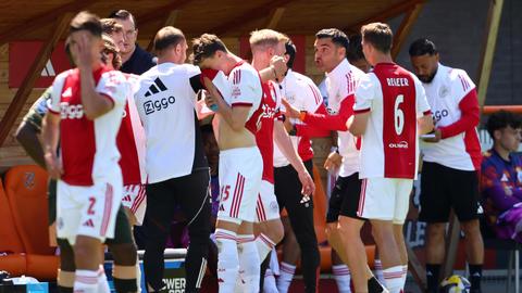 ESPN-analist Kenneth Perez ergert zich kapot tijdens Ajax - FC Utrecht: 'Wat zijn we toch allemaal aan het tutten'