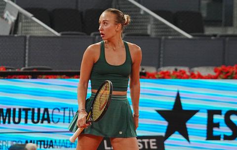 Onbegrip bij vriendin Tallon Griekspoor over protest van tennissers op Roland Garros: 'Ik vind het een beetje onzin'