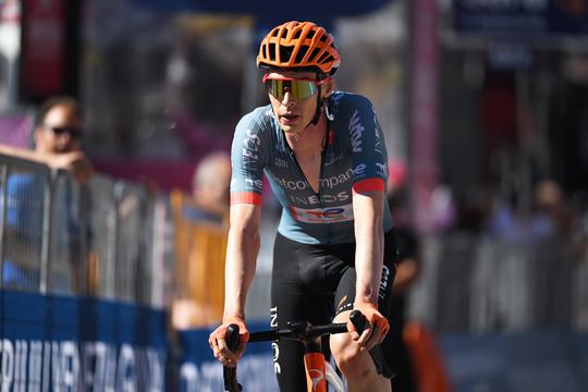 Uitslagen en klassementen Giro d'Italia | Thymen Arensman kan podiumplek niet heroveren in laatste bergrit