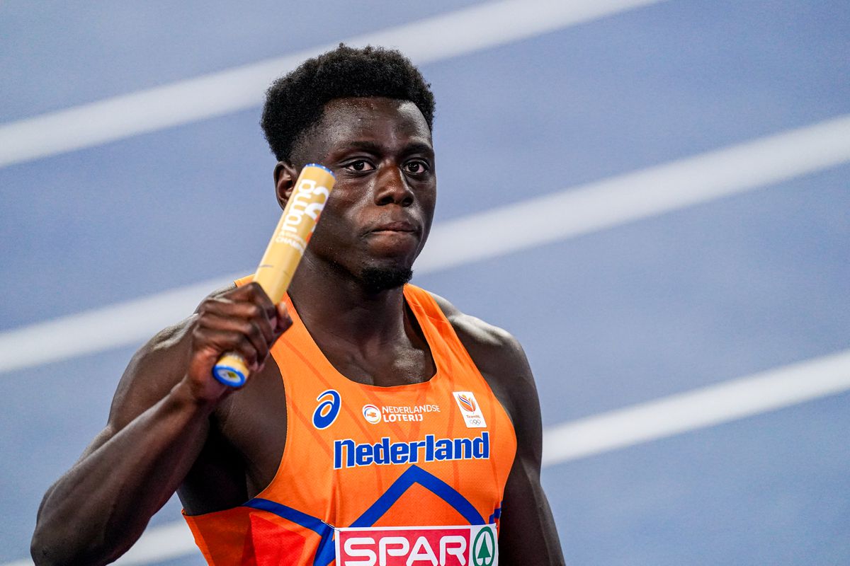 Nederlandse estafettemannen 4x100 meter zien hoop op Spelen Parijs vervliegen