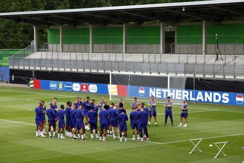 Ronald Koeman vindt 'duurzame optie' op het EK gemiste kans: 'We kunnen niet meer terug'