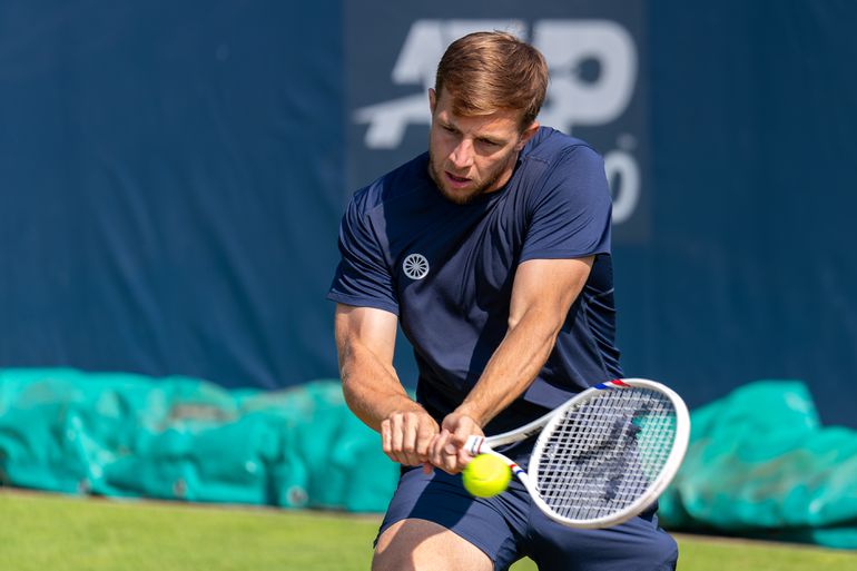 Hereniging doet Tallon Griekspoor goed: toptennisser maakt succesvolle comeback na pijnlijk moment op Roland Garros