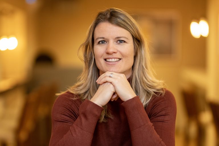 Atletiekwereld geschokt na overlijden trainer Dafne Schippers: 'Rust in vrede'