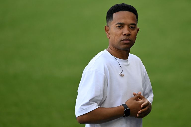 Oud-speler Urby Emanuelson bevestigt 'uitdagende taak' binnen Ajax: 'Ik ben daarin de sleutel'