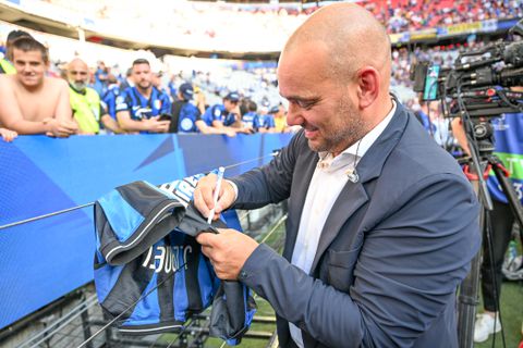 Oud-topvoetballer Wesley Sneijder doet dringende oproep aan jongeren: 'Dat is zó belangrijk'