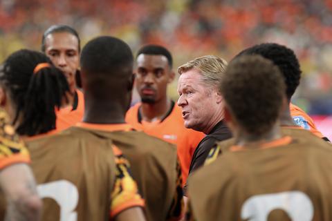 Dit is de vermoedelijke opstelling van Oranje voor de WK-wedstrijd tegen Tunesië