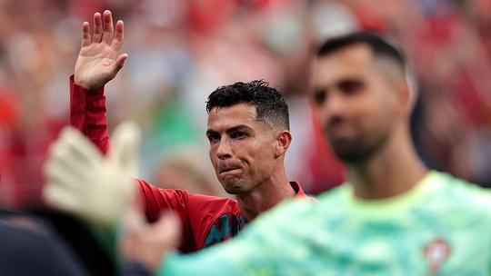 Bijzondere rol voor Cristiano Ronaldo (41) voorspeld op EK 2028: 'Dan gaat er wel wat gebeuren'