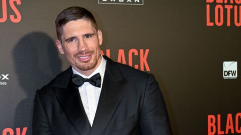 Rico Verhoeven heeft ontroerende boodschap voor zijn zus: 'Nu moet ik huilen op mijn verjaardag'