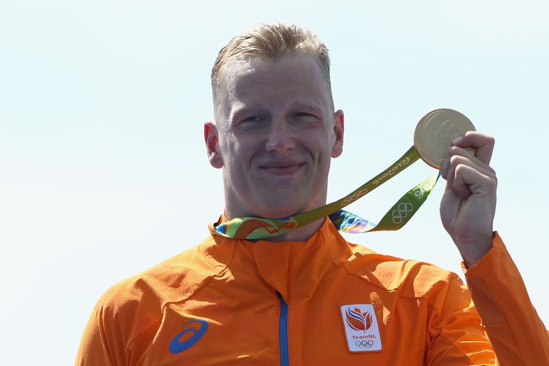 Ferry Weertman (vriend Ranomi Kromowidjojo) heeft bijzondere connectie met waterpolosters: 'Veel zin in'