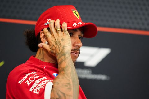 Wanhopige Lewis Hamilton laat Ferrari speciale papieren zien om 'de top uit te dagen'