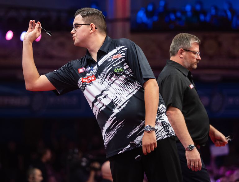 PDC maakt hoge uitzondering voor Nederlandse topdarter Gian van Veen: 'Hij schudde de hand erop'