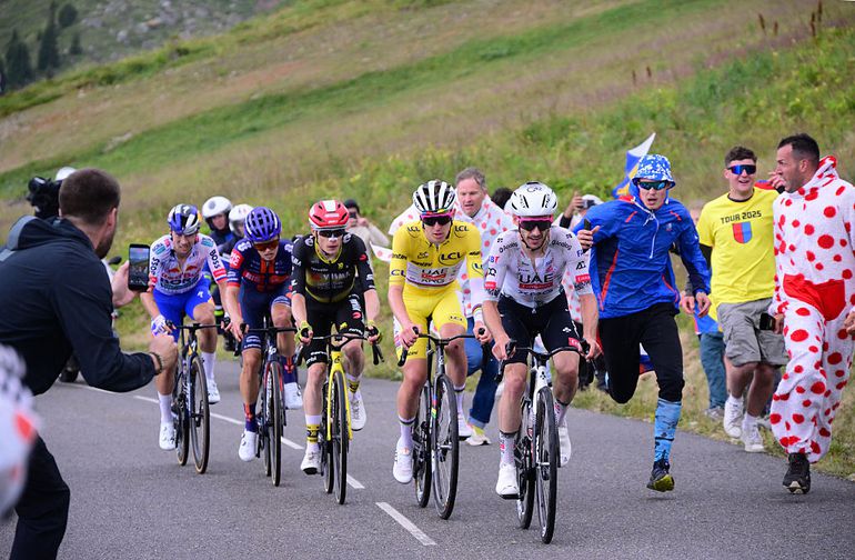 Laatste keer spektakel in Tour de France: explosiviteit verwacht na inkorten negentiende etappe