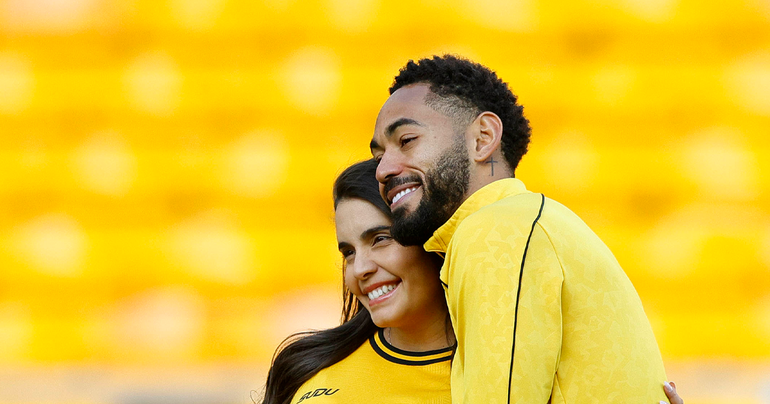 Vrouw van nieuwe topaankoop Manchester United neemt drastisch besluit: 'Ze wist hoe belangrijk het voor hem was'