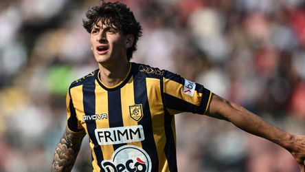 Familielid van oud-dictator staat voor omstreden vuurdoop in Serie A: 'Dat besef ik me'
