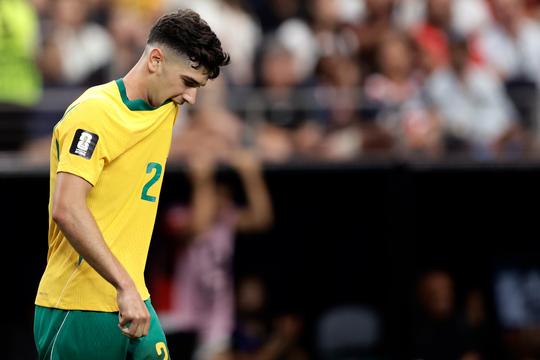 WK-voetballer rijdt 50 kilometer per uur te hard en wordt positief getest op cocaïne