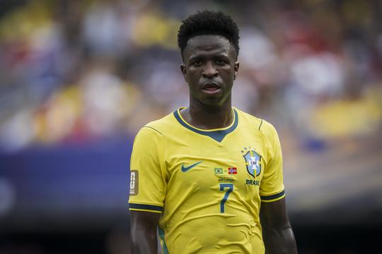 Wereldberoemde acteur ontmoet topvoetballer Vinicius Junior na zijn veelbesproken operatie: 'Klein broertje'