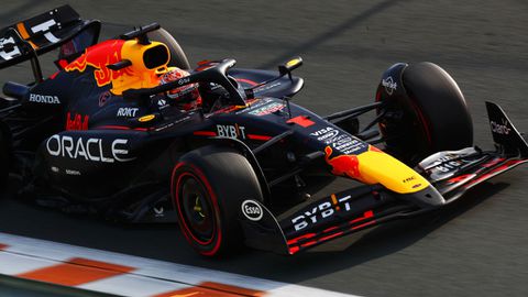 Beginnersfout Logan Sargeant bederft laatste vrije training Max Verstappen in Zandvoort