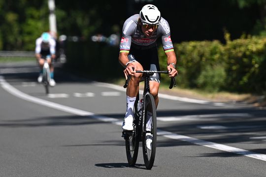 Mathieu van der Poel geklopt in zinderende finale om seconden: Belgische stunt beslist Renewi Tour