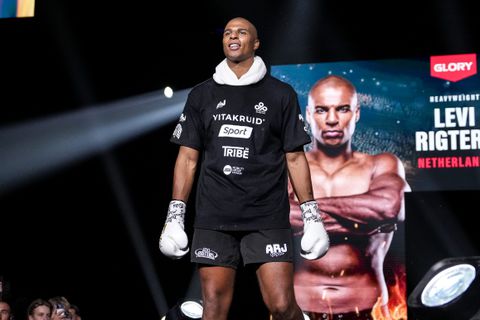 Glory stelt kickboksfans teleur met uitstel van groot toernooi: 'We willen een finale die het waard is'