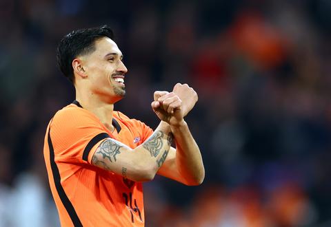 Oranje-international Tijjani Reijnders pakt hoofdrol dankzij eerste doelpunt in Saoedi-Arabië