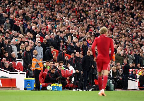 Arne Slot vol ongeloof na 'domme' actie van aankoop Liverpool: 'Als ik zo'n doelpunt had gemaakt...'