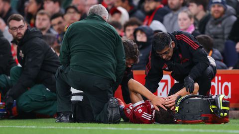 Problemen voor Arne Slot: Liverpool ziet nieuwe aanwinst langdurig wegvallen