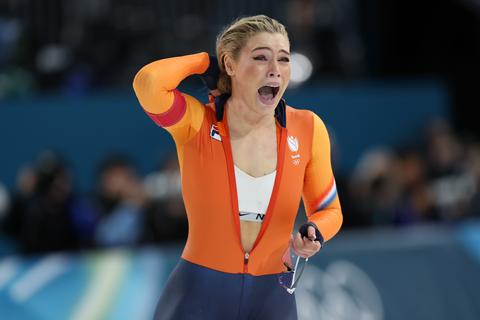 Grote eer voor Jutta Leerdam: schaatsicoon met luid applaus ontvangen bij bijzondere presentatie