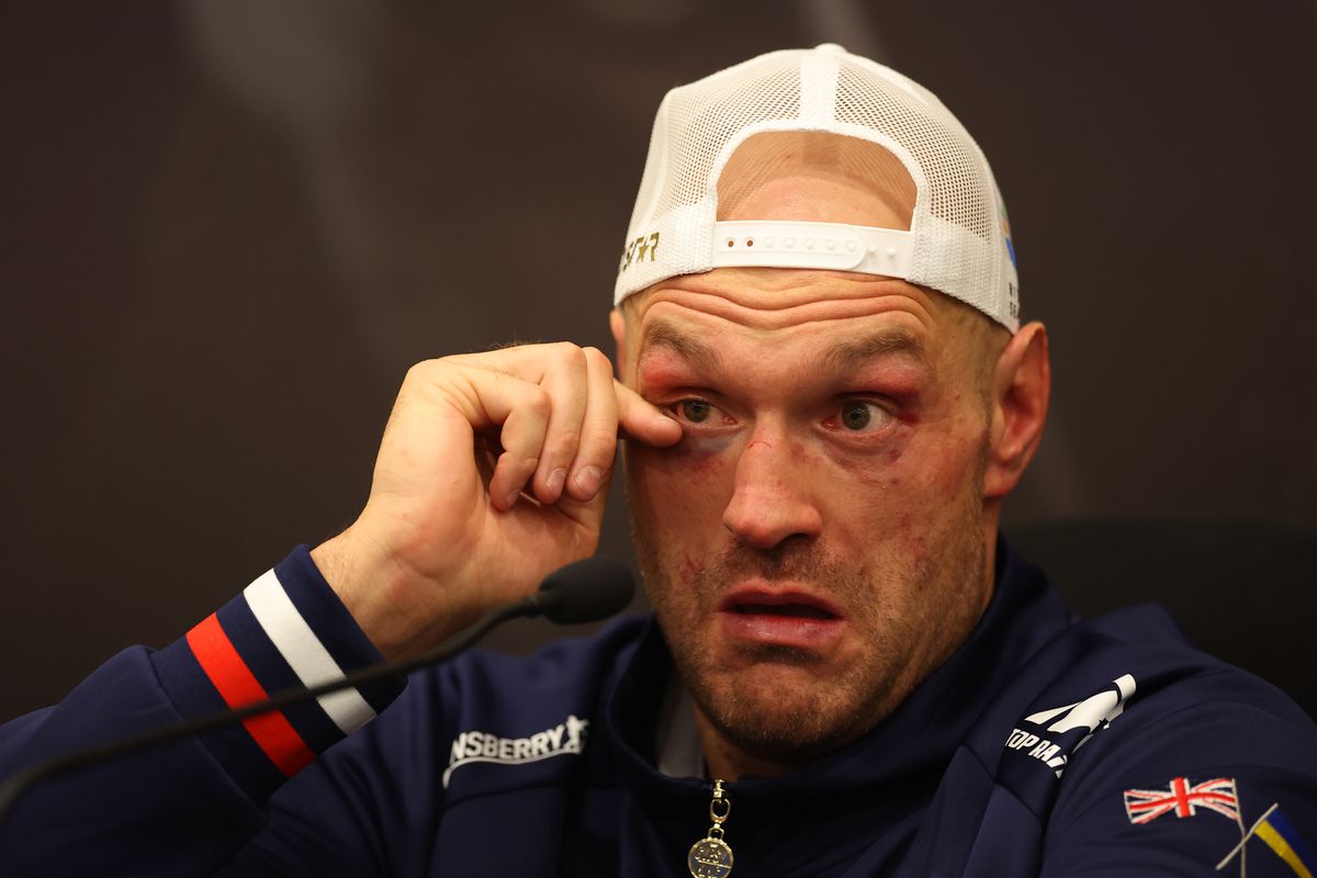 Tyson Fury onthult dramatisch nieuws vlak voor gevecht tegen Oleksandr Usyk: 'Ze was al zes maanden zwanger'