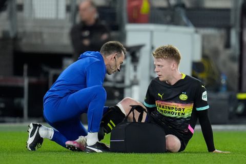 Geblesseerde Jerdy Schouten bezorgt PSV enorm slecht nieuws in aanloop naar topper