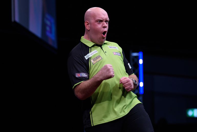 Michael van Gerwen krijgt alle Duitsers stil met riante zege op thuisfavoriet