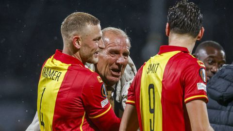 Go Ahead Eagles-directeur in tranen na succes in Europa League: 'Dan zegt iedereen: ben je wel goed bij je hoofd?'