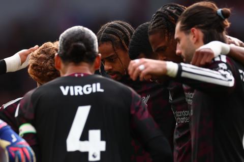 Premier League-club geeft fan aan bij de politie om opmerkelijke reden