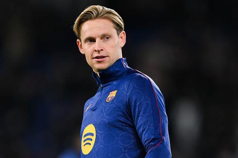 Topvoetballer Frenkie de Jong doorbreekt stilte voor El Clásico: 'Er komen allemaal verhalen de wereld in'