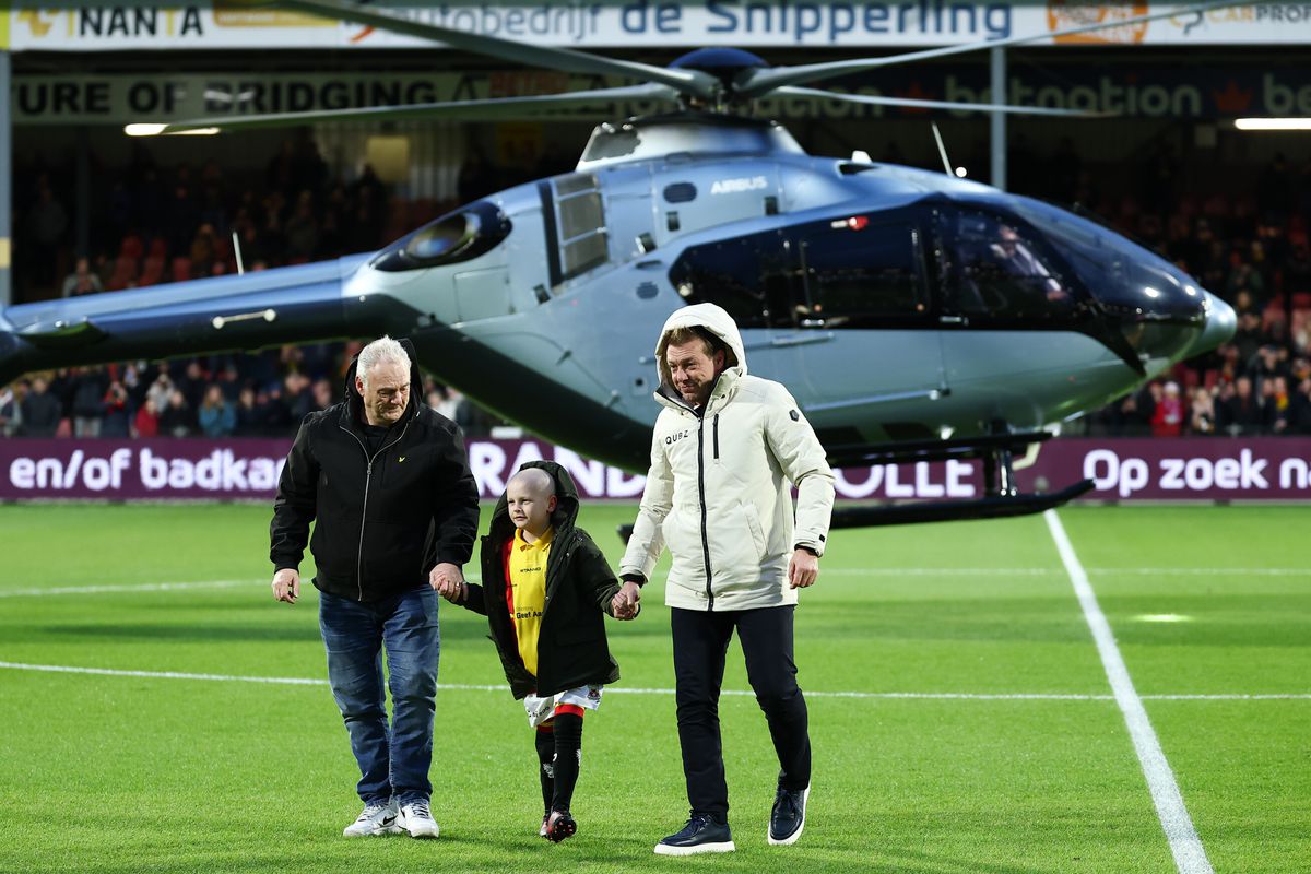 Veel emoties in veelbesproken Eredivisie-weekend: Ryan (8) steelt de harten in Deventer, smet op Brabantse derby