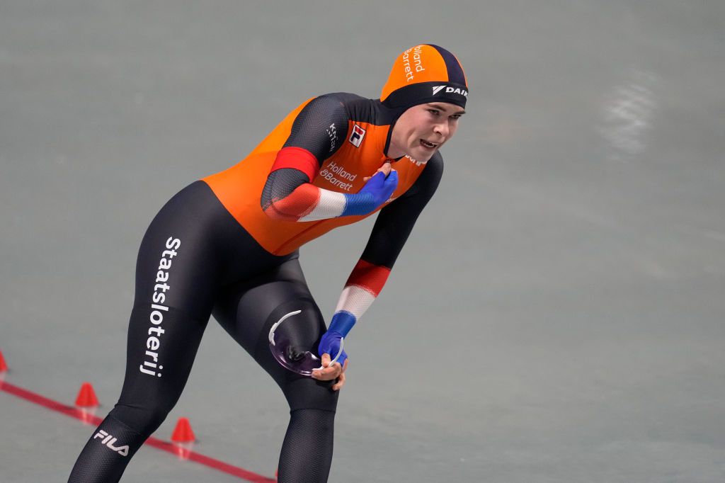 Zilveren schaatsster schrikt van opduiken Jutta Leerdam: 'Ik vroeg me af of het wel goed ging komen'