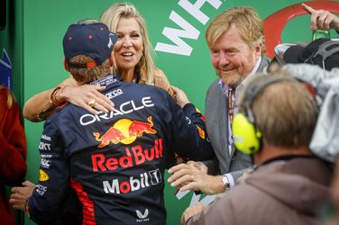 Koning Willem-Alexander en koningin Máxima genieten van Max Verstappen: 'Indrukwekkend!'