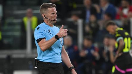 Omstreden scheidsrechter leidt Liverpool - PSV in Champions League: Spaanse arbiter betrokken bij schandaal