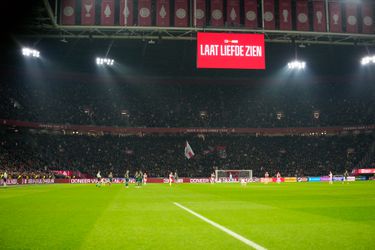 Geplaagd Ajax krijgt zowaar een compliment na nieuwe afgang: 'Een fantastisch gebaar'