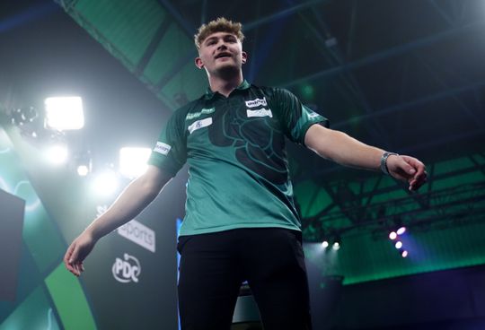 Sensatie bij WK darts werkt gewoon door tijdens toernooi: 'Daar verdien ik vooral mijn geld mee'