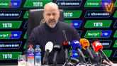 Peter Bosz was op de persconferentie gefrustreerd op een paar journalisten. ©Talpa