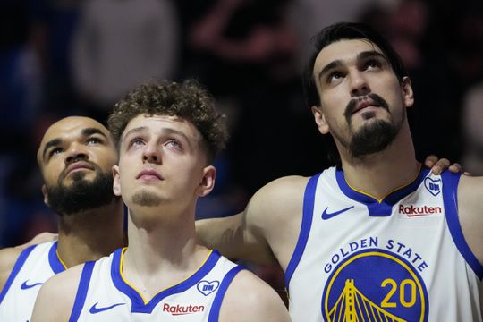 Emotionele avond voor Golden State Warriors: eerste wedstrijd sinds plotseling overlijden van assistent-coach