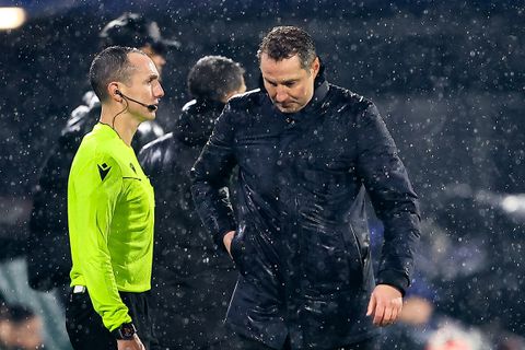 Wim Kieft trekt pijnlijke conclusie over veelbesproken Brian Priske: 'Alleen daarom blijft hij trainer van Feyenoord'