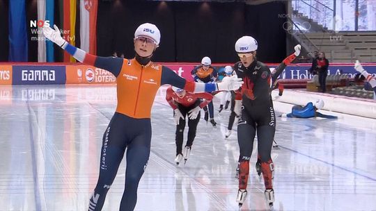 Topschaatsster Marijke Groenewoud geeft indrukwekkend statement af op mass start van World Cup Inzell