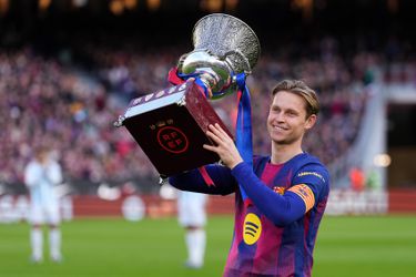 Frenkie de Jong krijgt alle ogen op zich gericht nog vóór duel FC Barcelona: Nederlander zet de toon