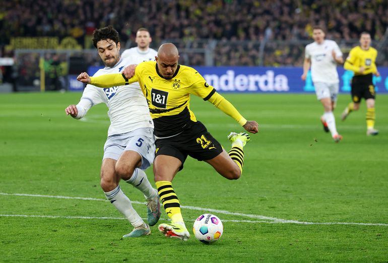 PSV-opponent Borussia Dortmund lijdt ondanks doelpunt Donyell Malen eerste nederlaag sinds begin december